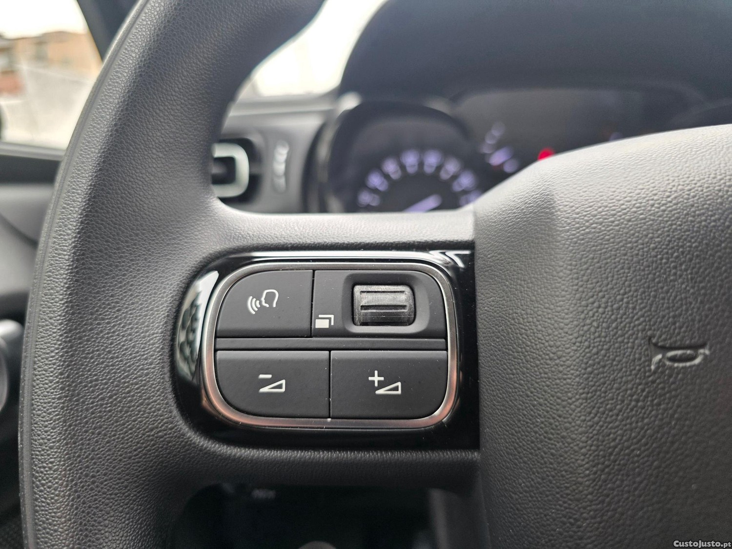Citroën C3 1.2 PureTech C-Series — fotografia 11