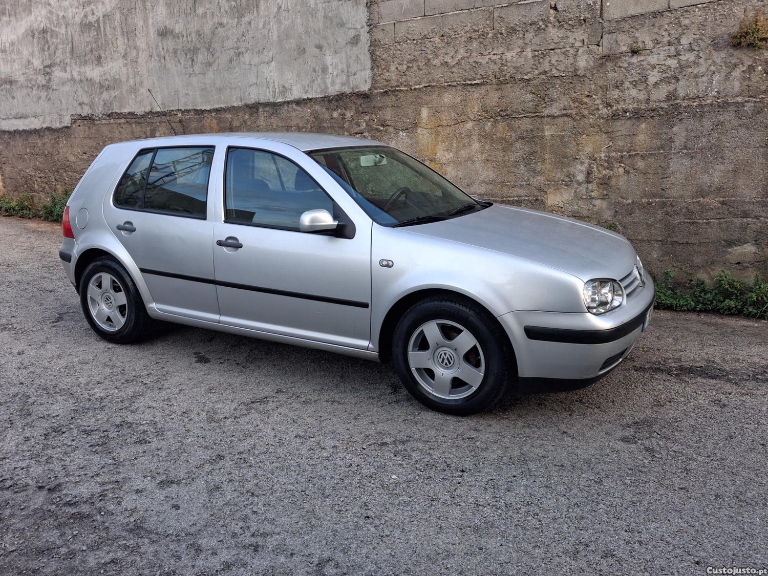 VW Golf IV 1.4 16v - 00