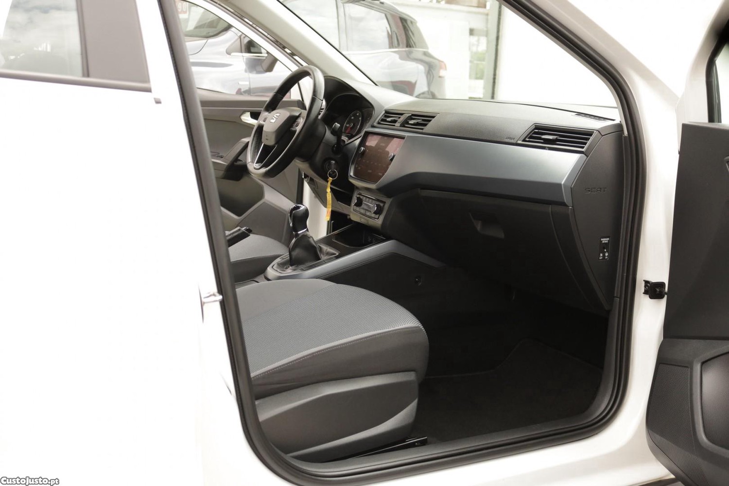 SEAT Arona 1.6 TDI Style — fotografia 44