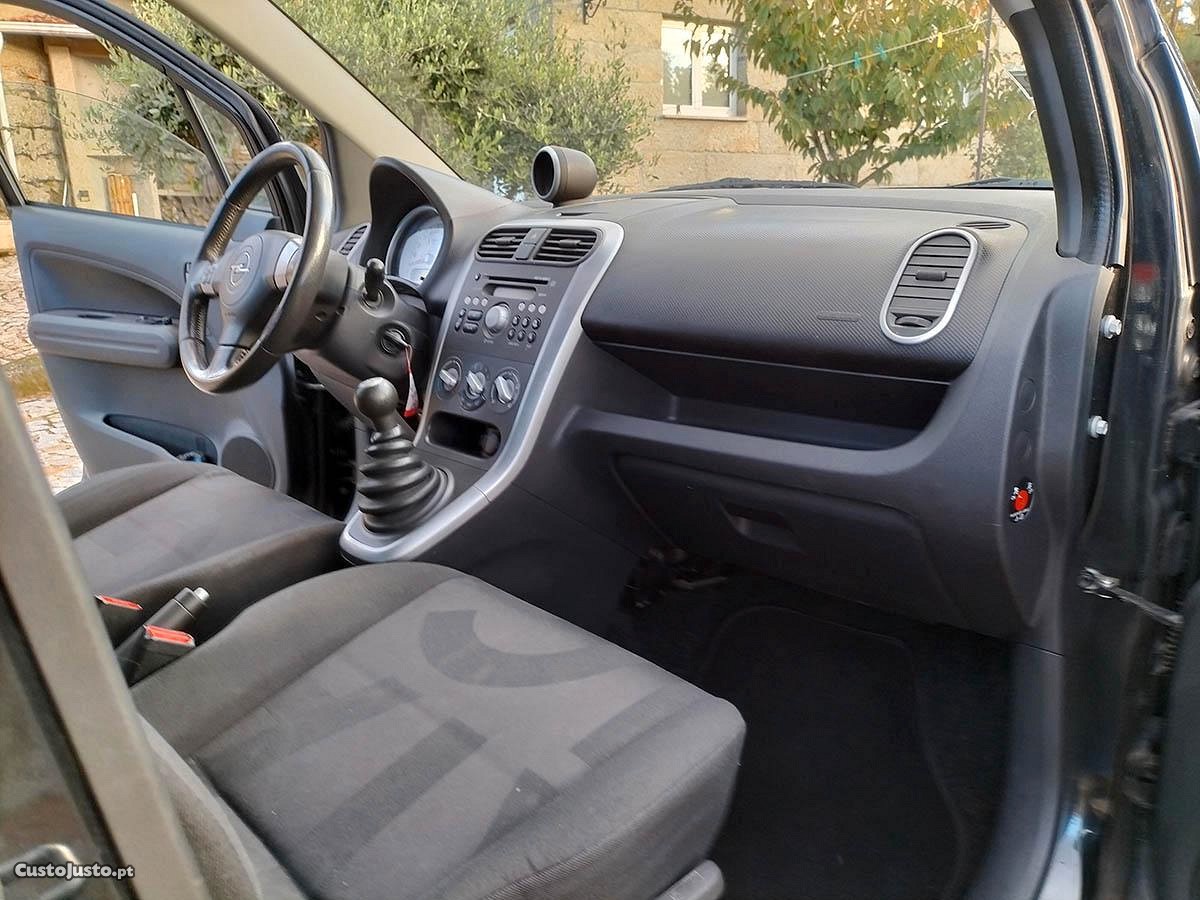 Opel Agila 1.0 ECOFLEX GPL — fotografia 5