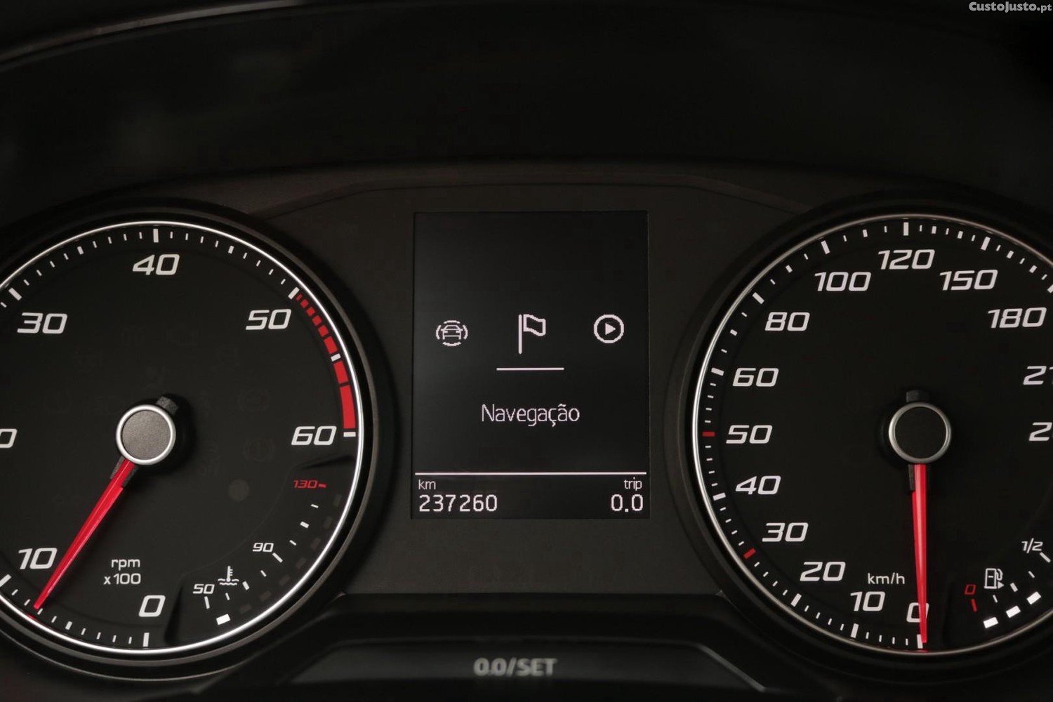 SEAT Arona 1.6 TDI Style — fotografia 20