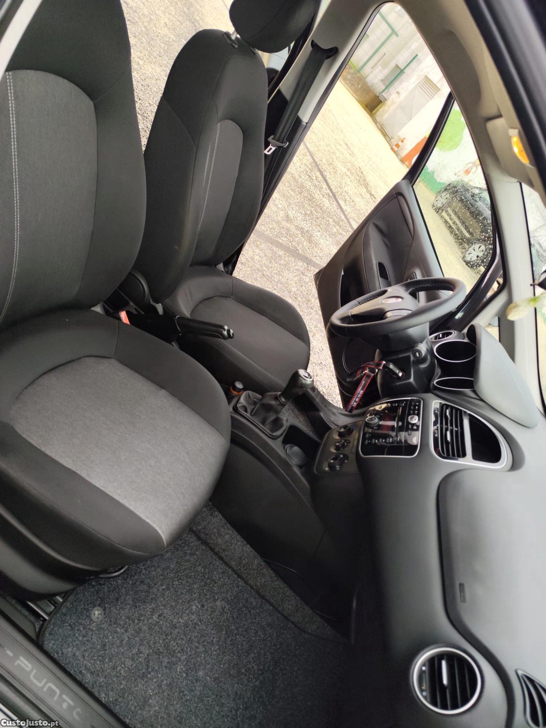 Fiat Punto Grand punto — fotografia 4