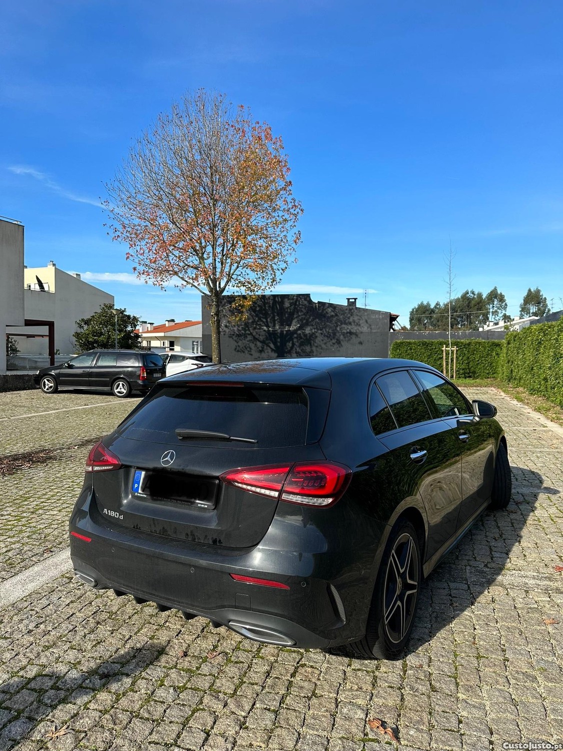 Mercedes-Benz A 180 AMG Pack Night - 20 foto 4