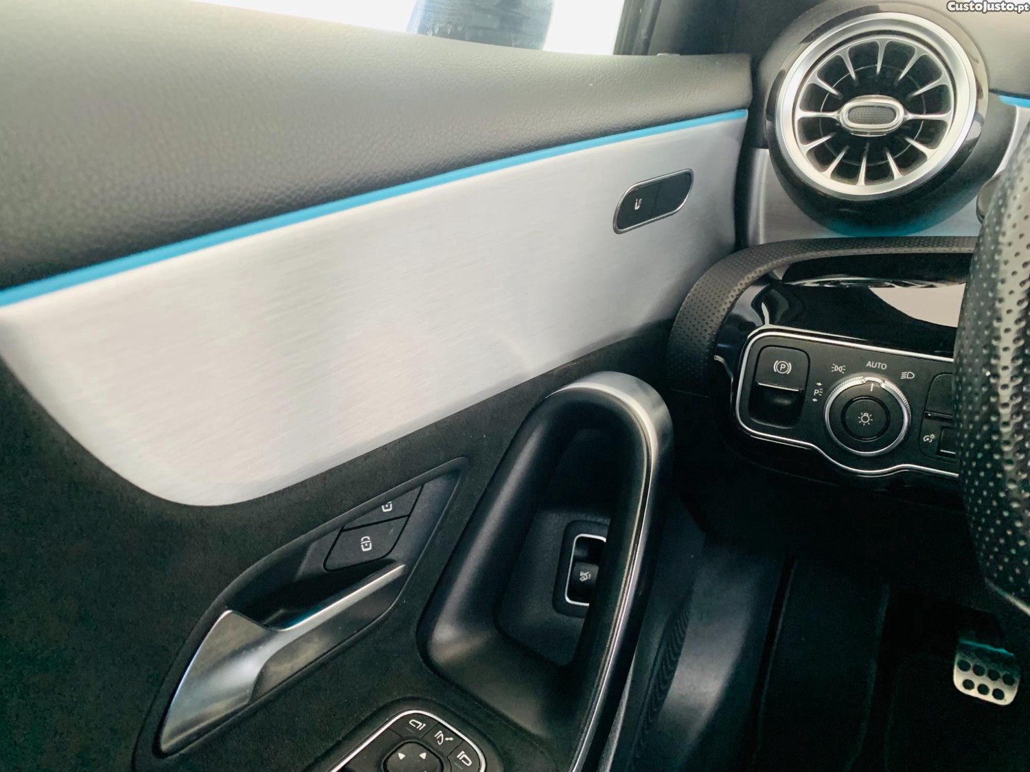 Mercedes-Benz A 180 Limousine d AMG Line — fotografia 8