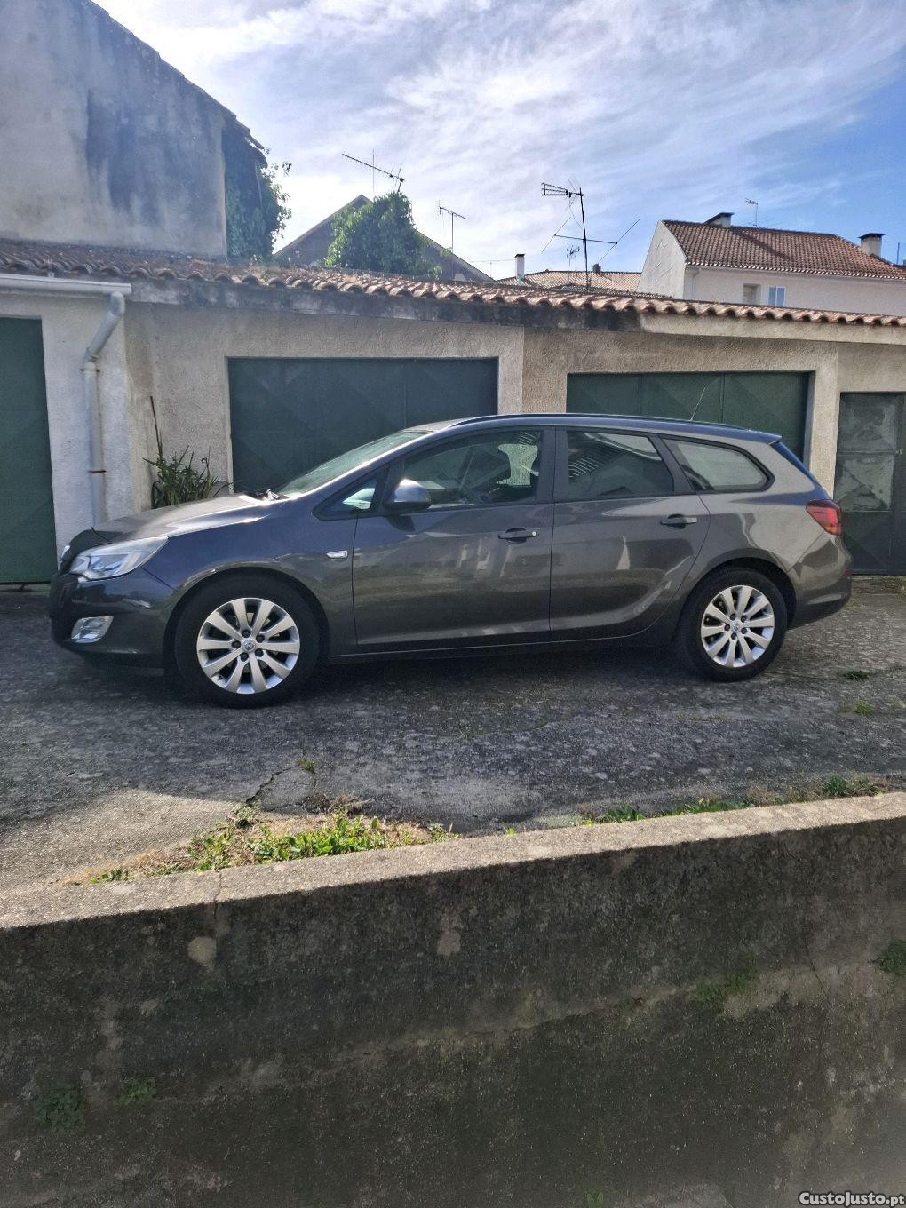 Opel Astra Station Wagon - 11 foto 5