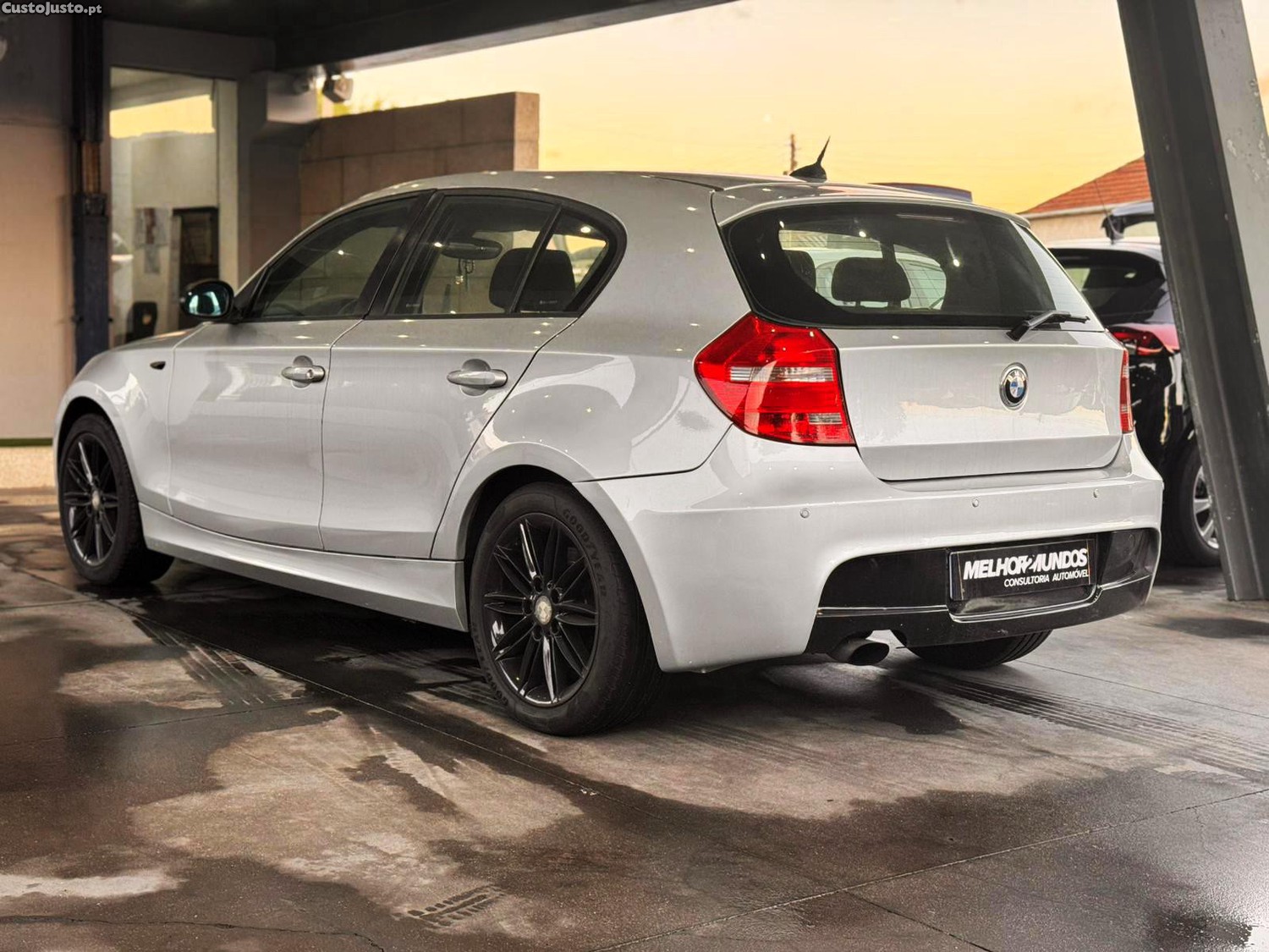 BMW 118 d Pack M - 08 — photo 3