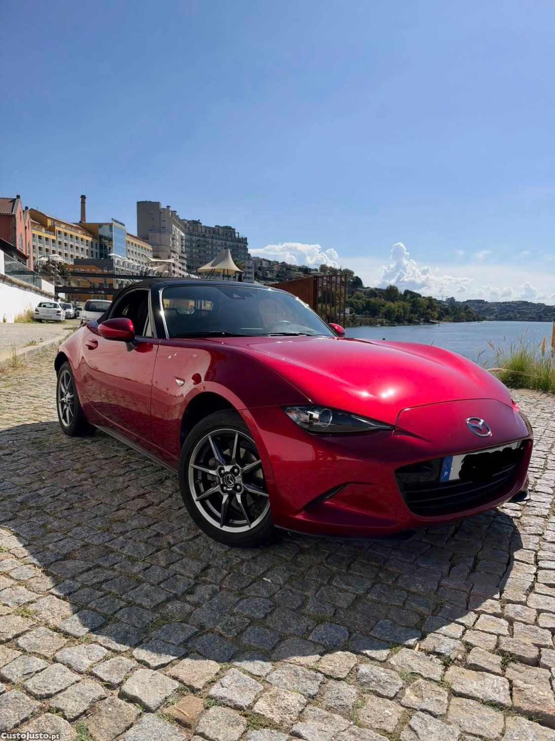 Mazda MX-5 1.5 SKYACTIV-G - 19 foto 2