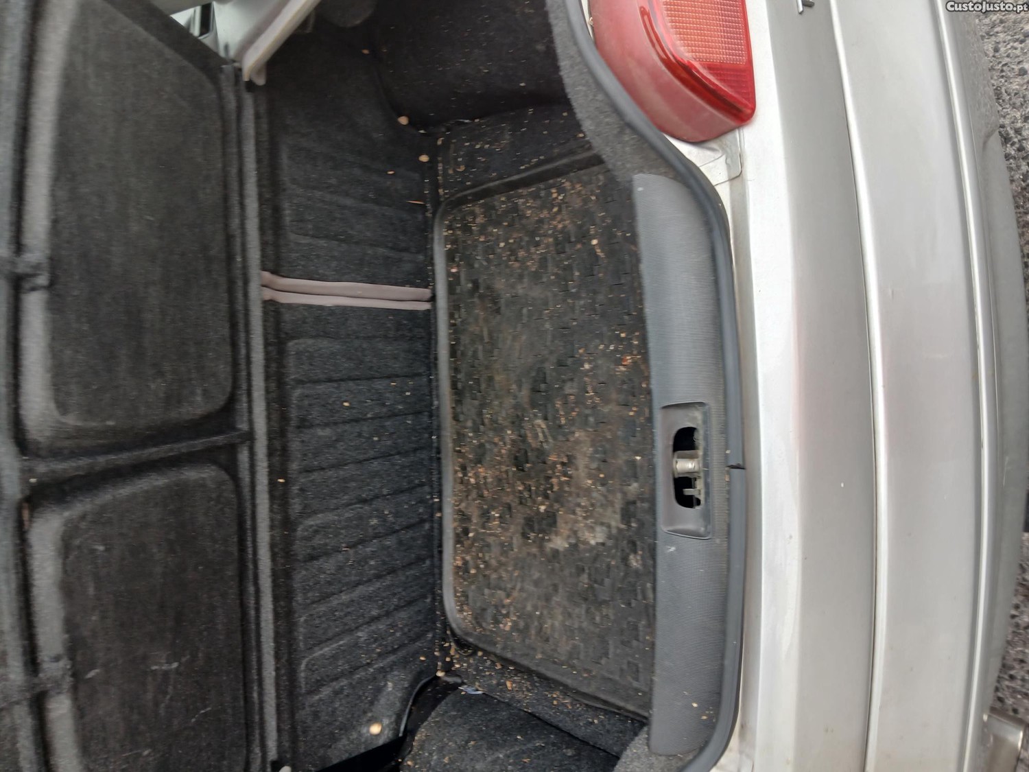 Alfa Romeo 146 1.4 — fotografia 3