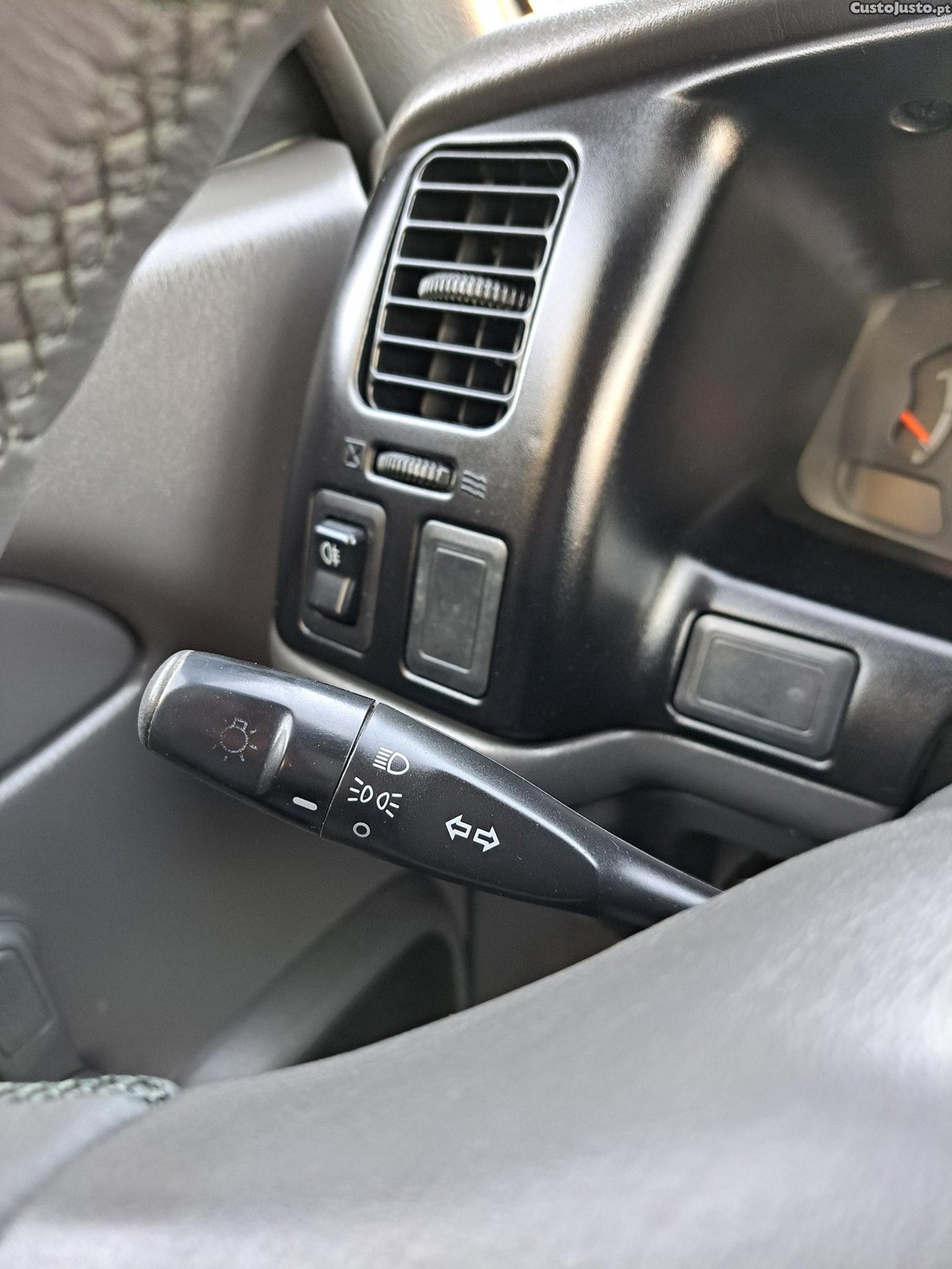Mitsubishi L200 2.5 TD KING Caixa aberta — fotografia 16