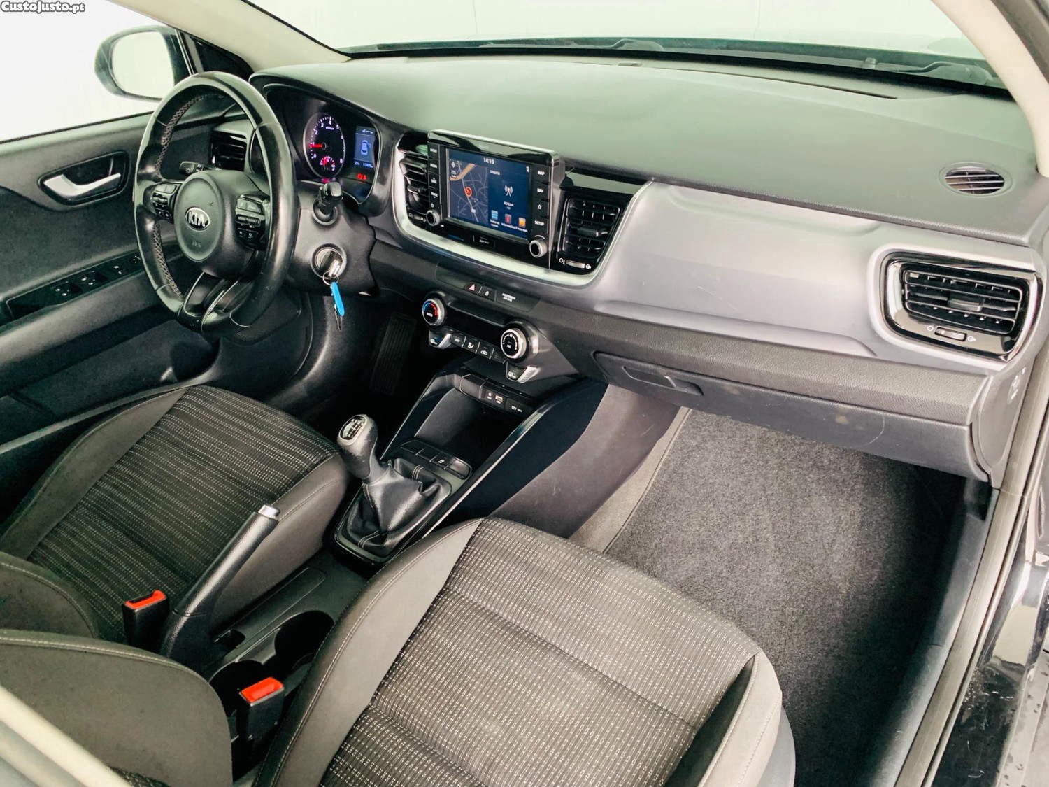 Kia Stonic 1.0 T-GDi — fotografia 2