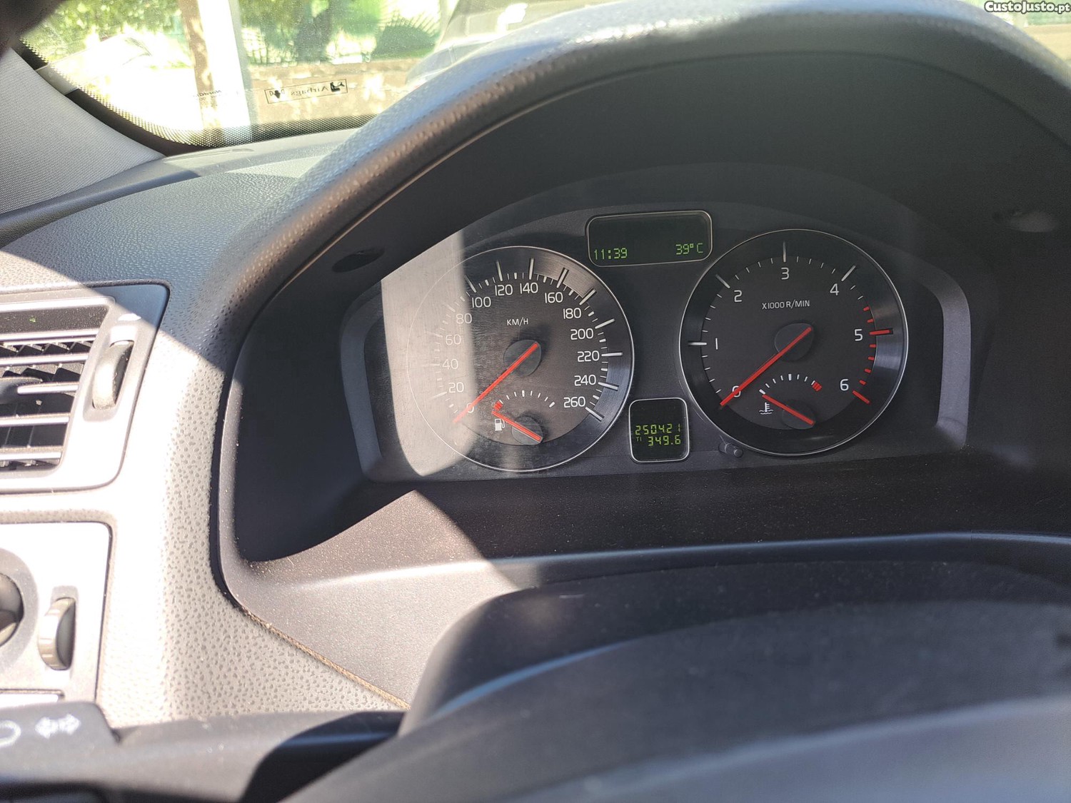 Volvo V50 Carrinha — photo 2