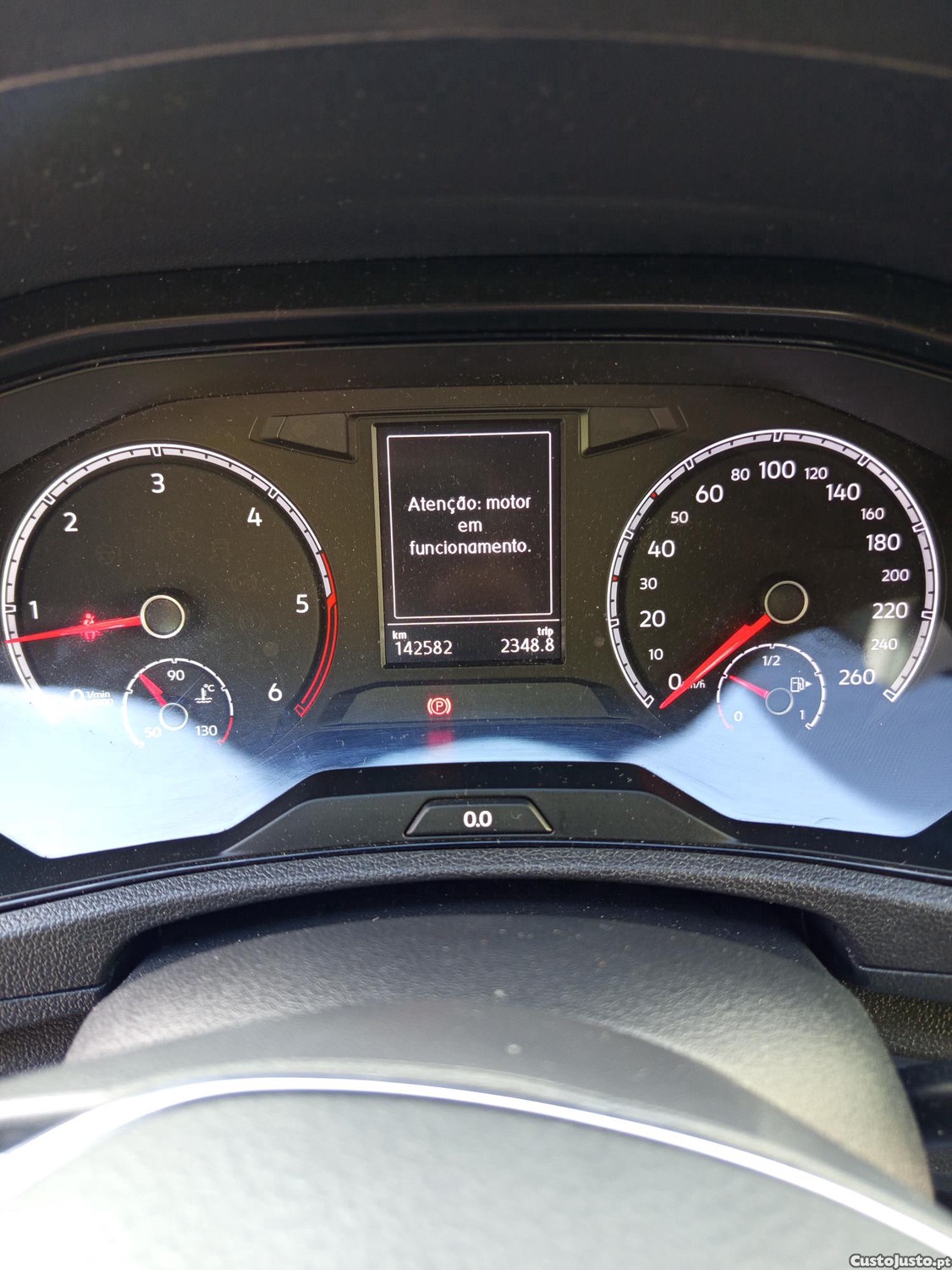 VW T-Roc 1.6 TDI Style — photo 3