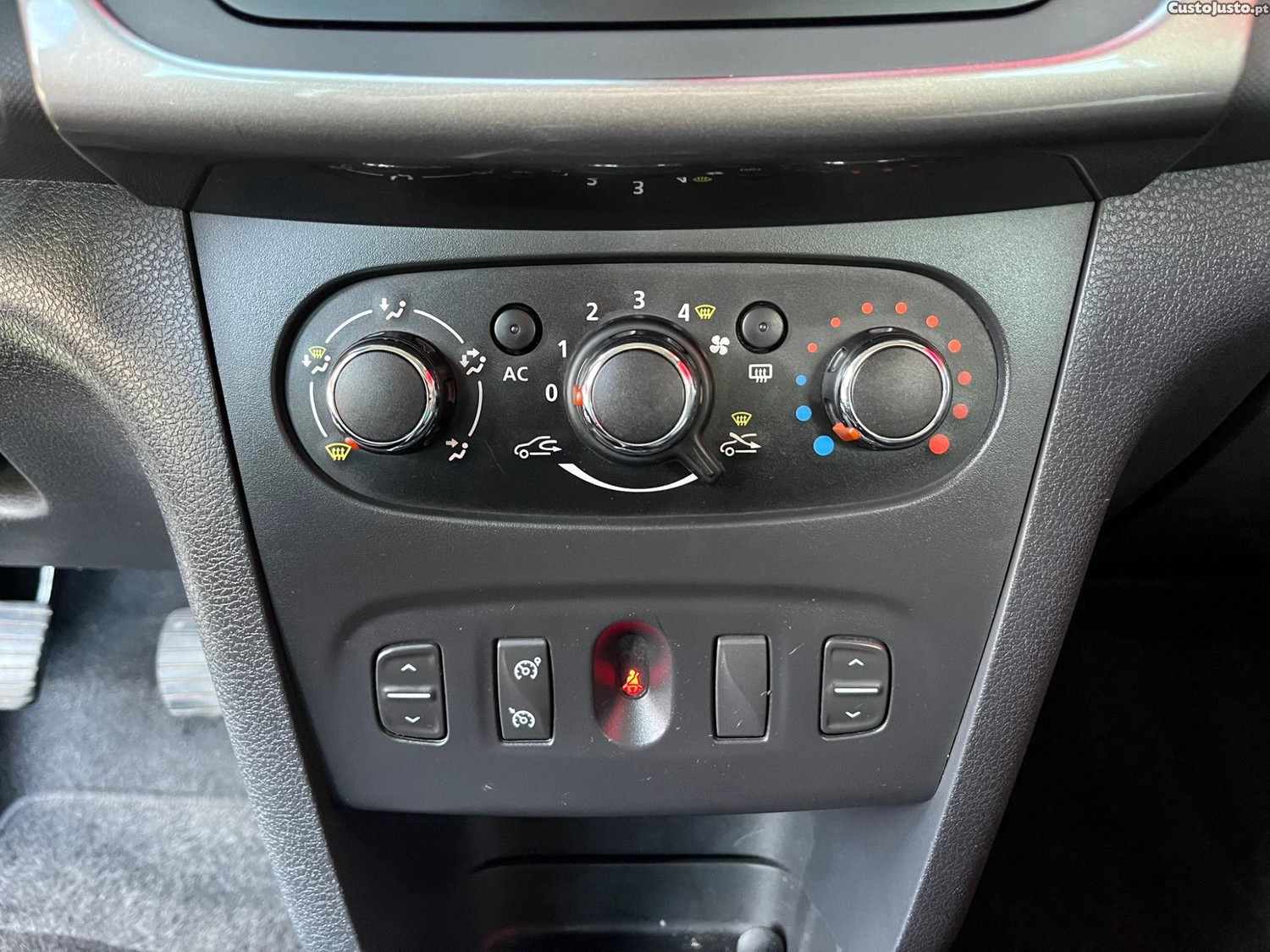 Dacia Logan MCV | 1.5 DCI — fotografia 2