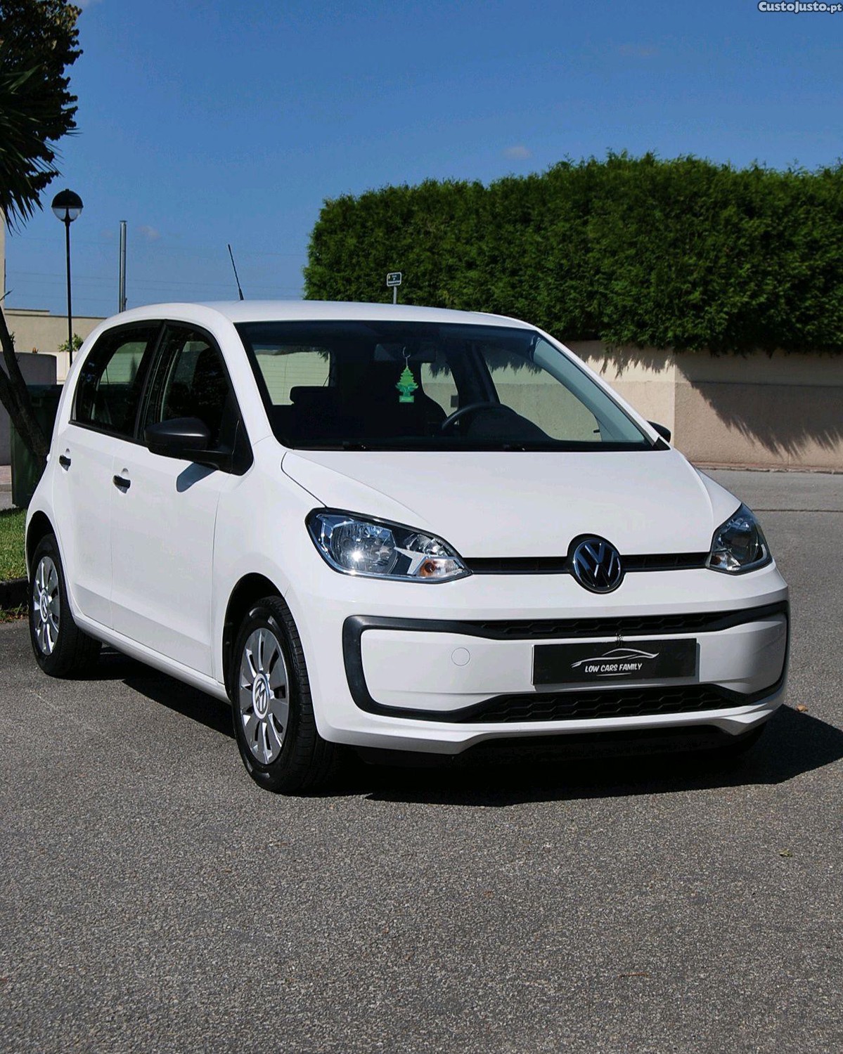 VW Up! 1.0 MOVE - 18 foto 2
