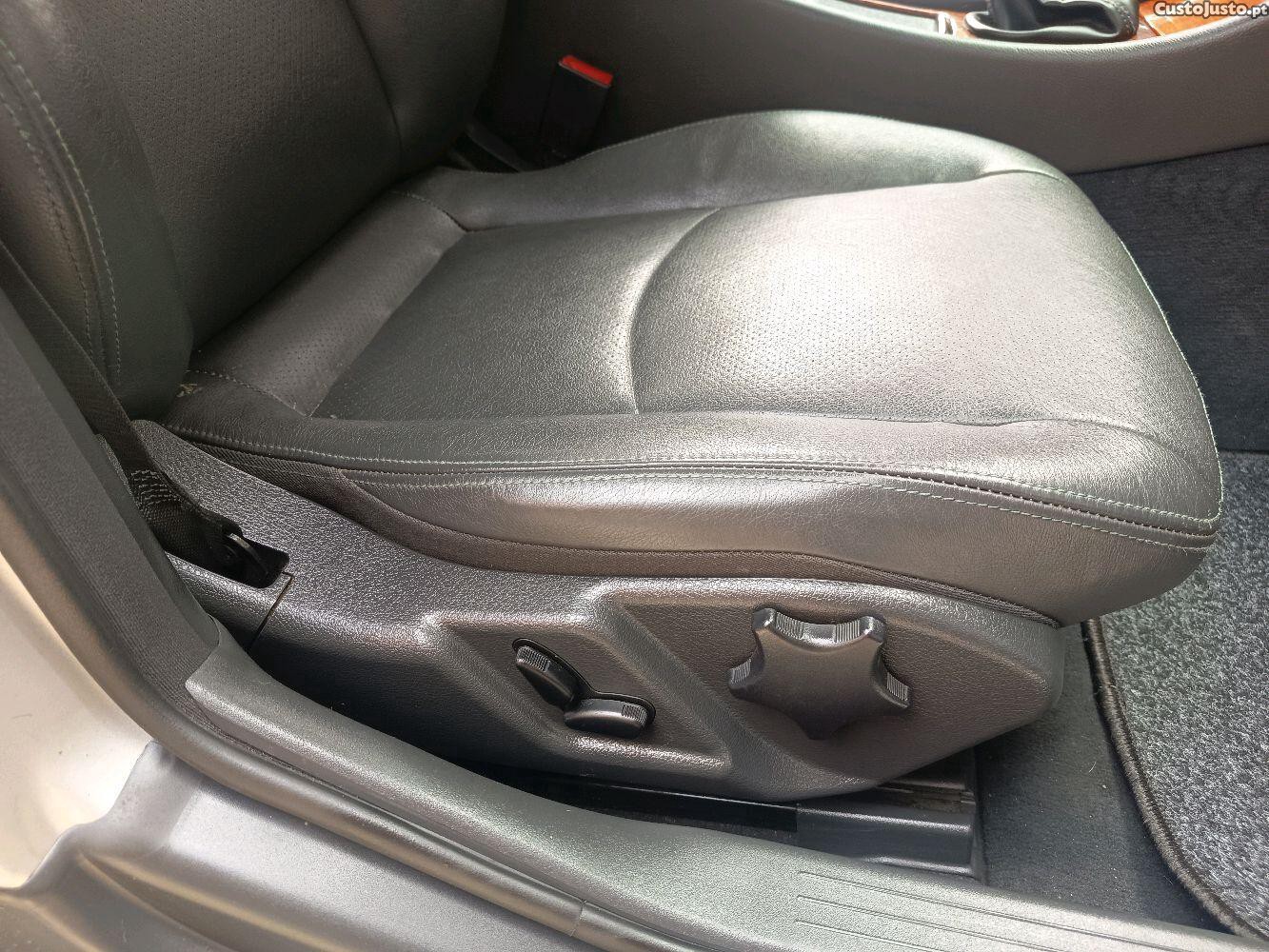 Mercedes-Benz C 200 classe — photo 4