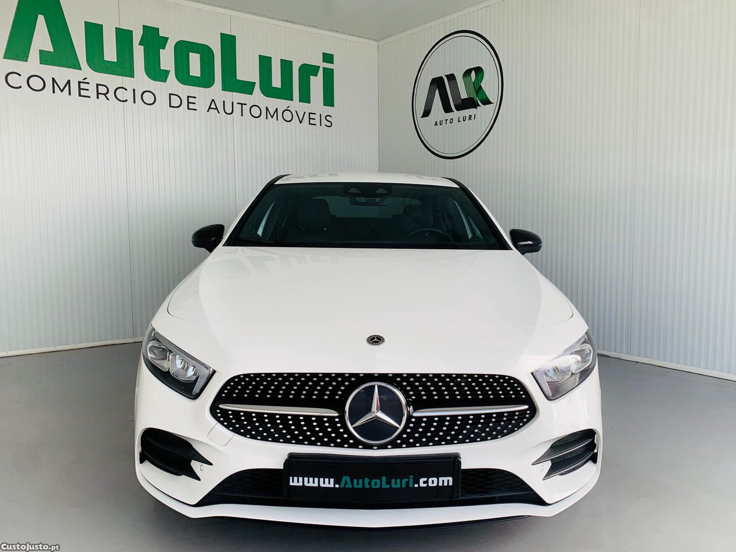 Mercedes-Benz A 180 Limousine d AMG Line — fotografia 11