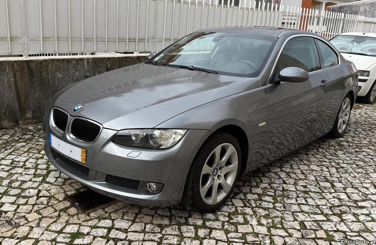 BMW 320 coupé — fotografia 10