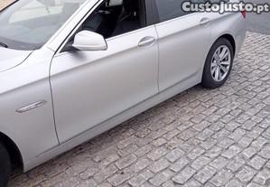 BMW 520 D Nacional 184CV CX Automática 11/2012 - 12 foto 2