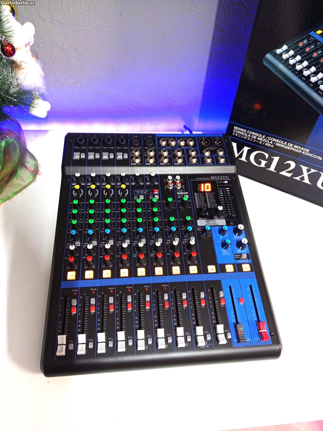 Mesa Áudio MG12XU de 12 canais Nova