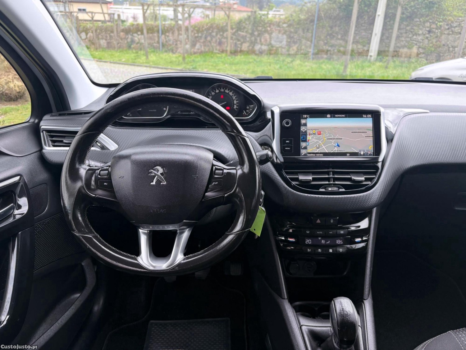 Peugeot 208 1.6 HDI VERSÃO ALLURE - 15 foto 5