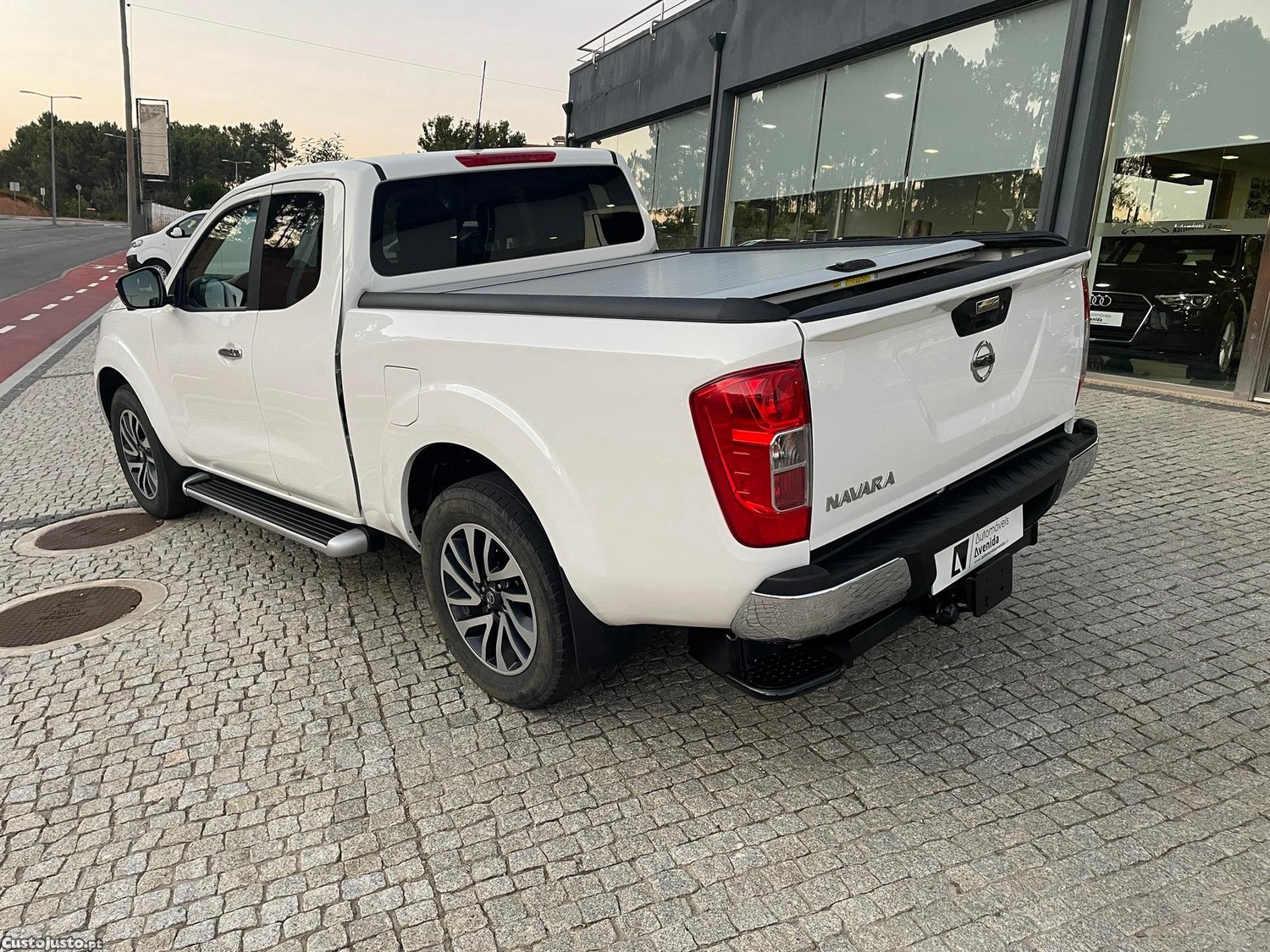 Nissan Navara 2.3 dCi KC 4WD N-Connecta Navi - 17 — photo 4