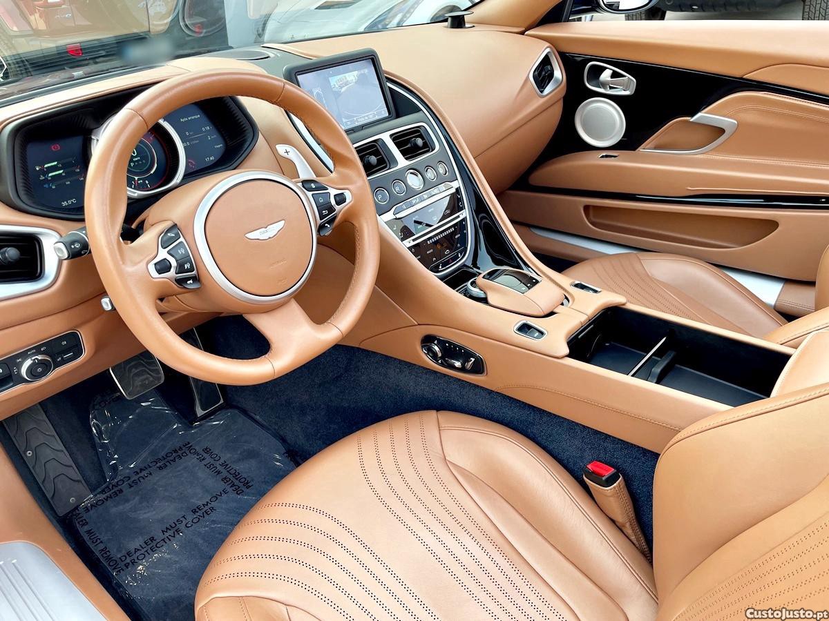 Aston Martin Volante DB11 — fotografia 31