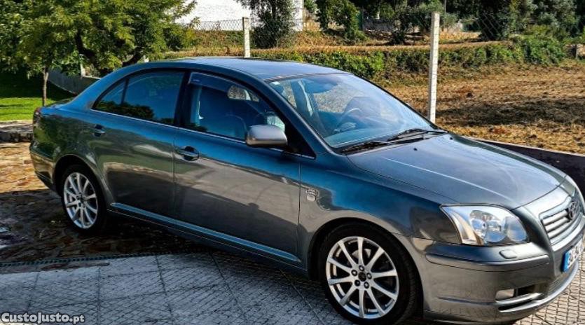 Toyota Avensis D4D — fotografia 4