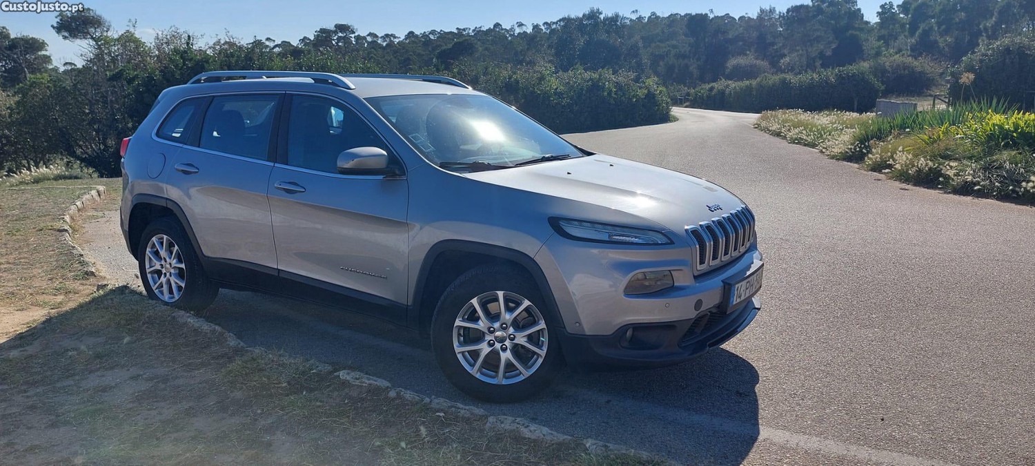 Jeep Grand Cherokee 2.0 Multijet de 2014 - 14 foto 2