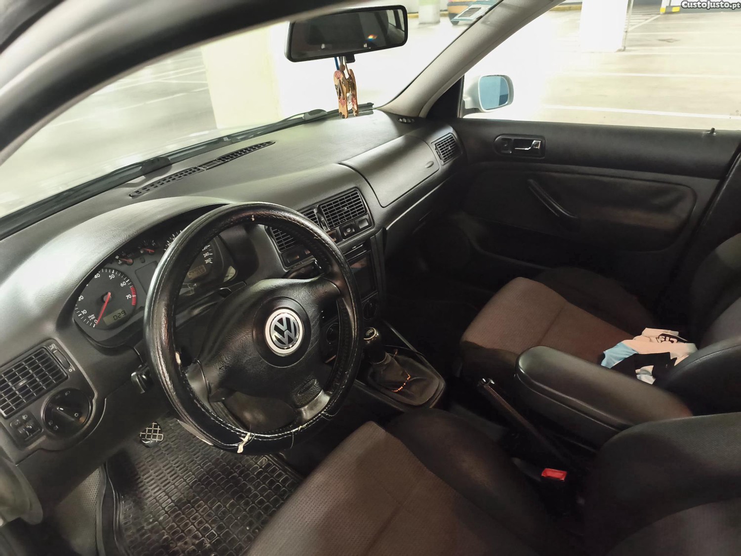 VW Golf 1.6sr — photo 2