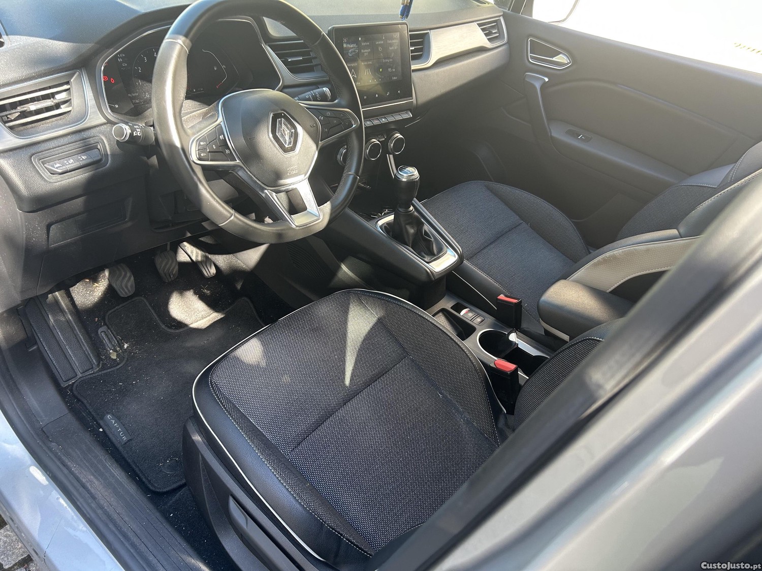 Renault Captur Exclusive - 20 foto 4
