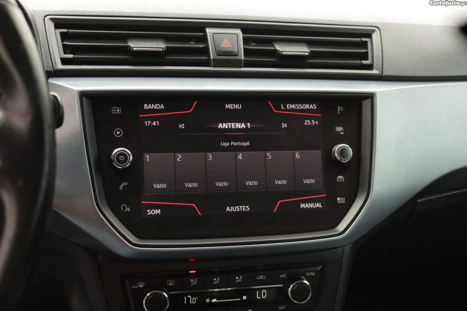 SEAT Arona 1.6 TDI Style — fotografia 11