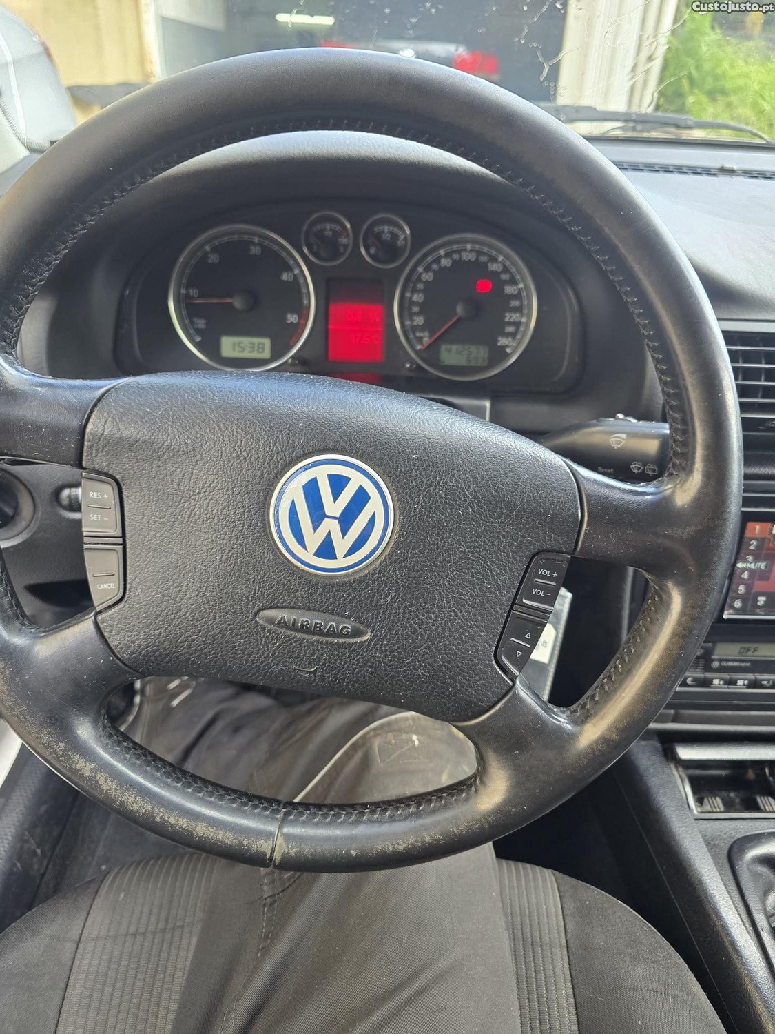 VW Passat 110cv — photo 3