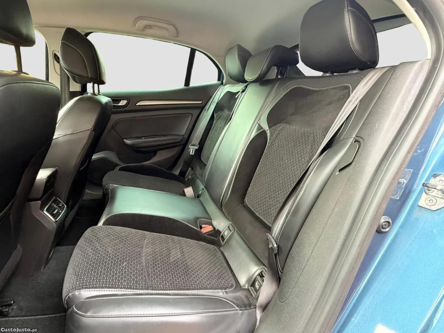 Renault Mégane ENERGY TCe 130 INTENS — fotografia 5