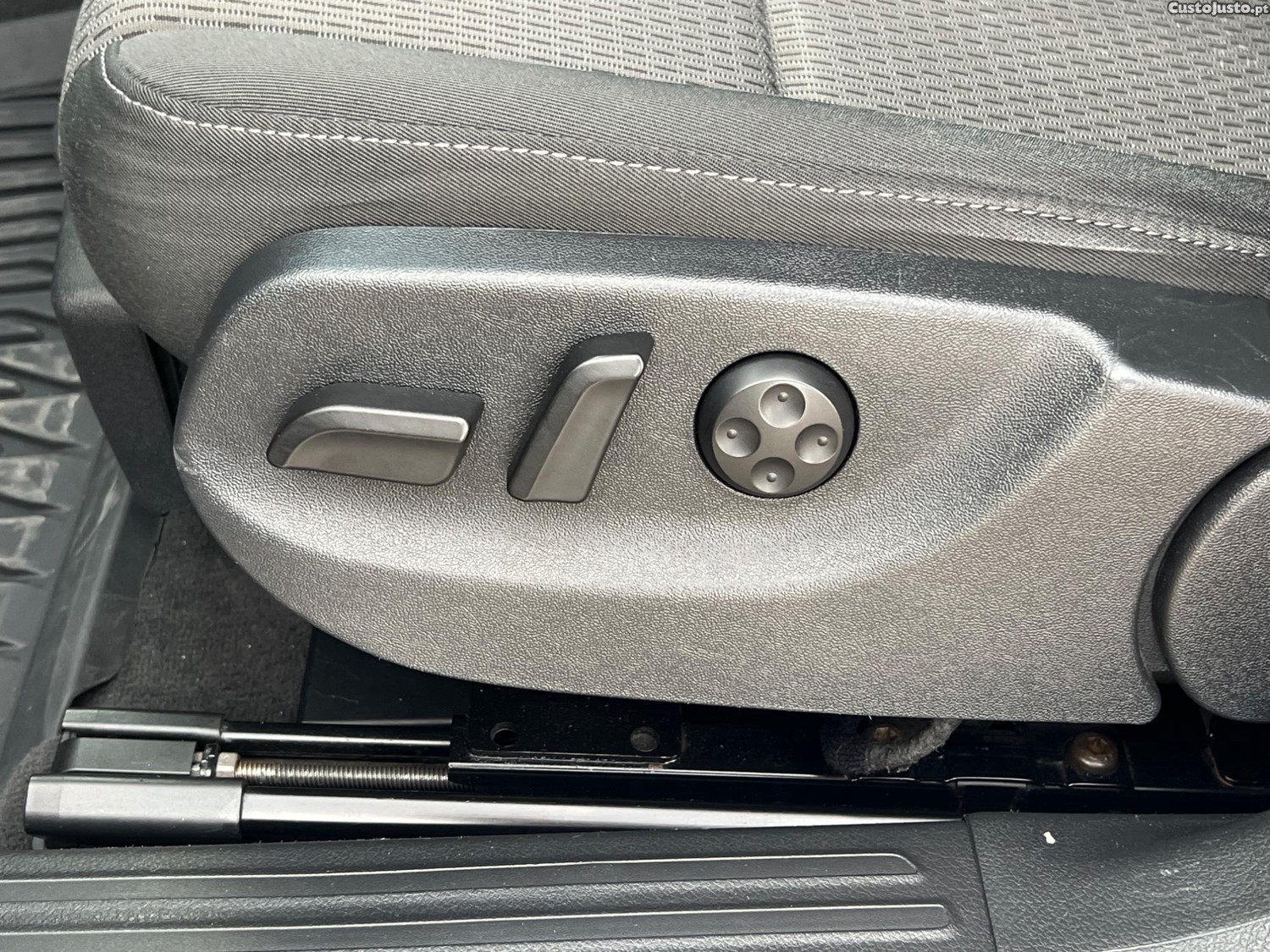 Audi A6 2.0 Tdi Avant Automático — photo 5