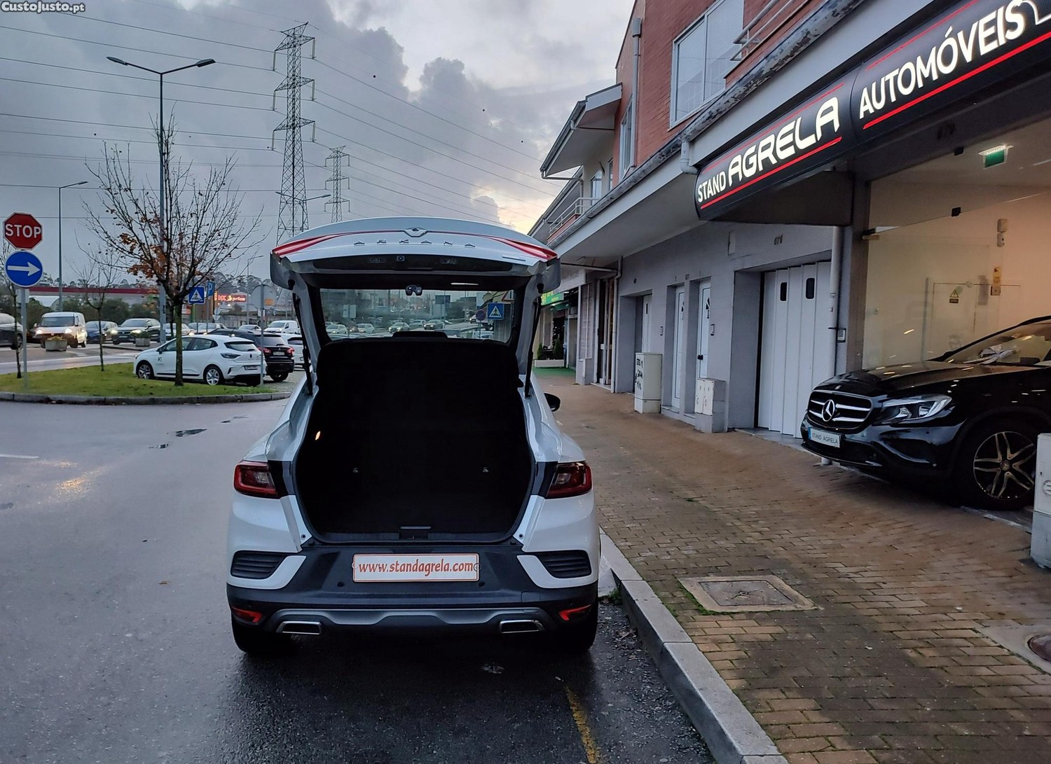 Renault Arkana 1.6 E-Tech R.S.Line — fotografia 5