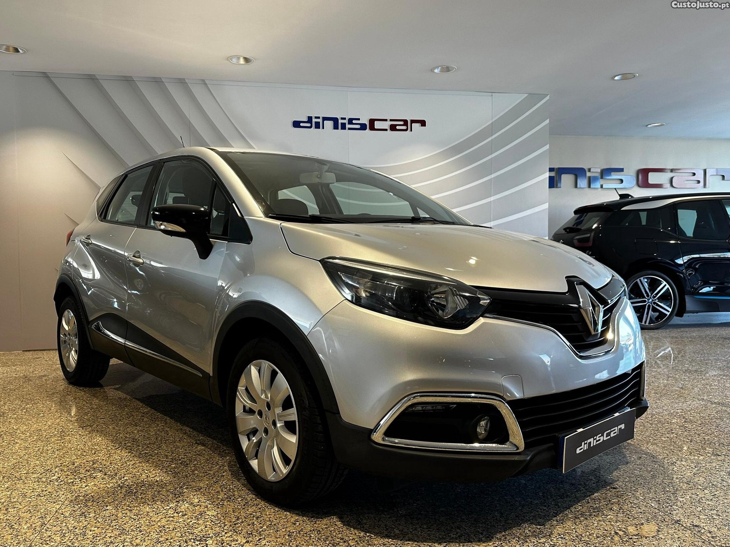 Renault Captur dCi 90 EDC Dynamique - 16 foto 2