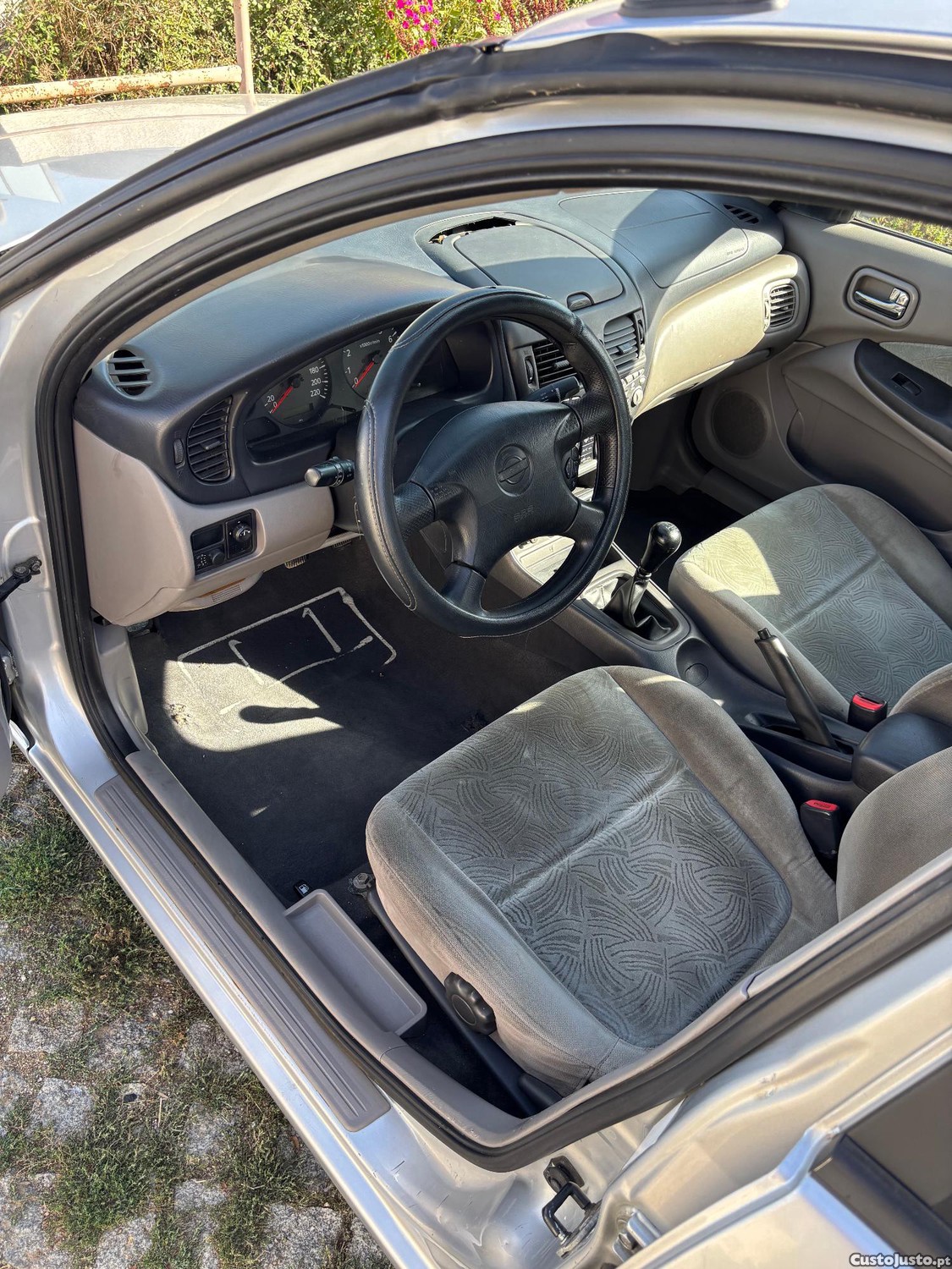 Nissan Almera N16 — fotografia 11