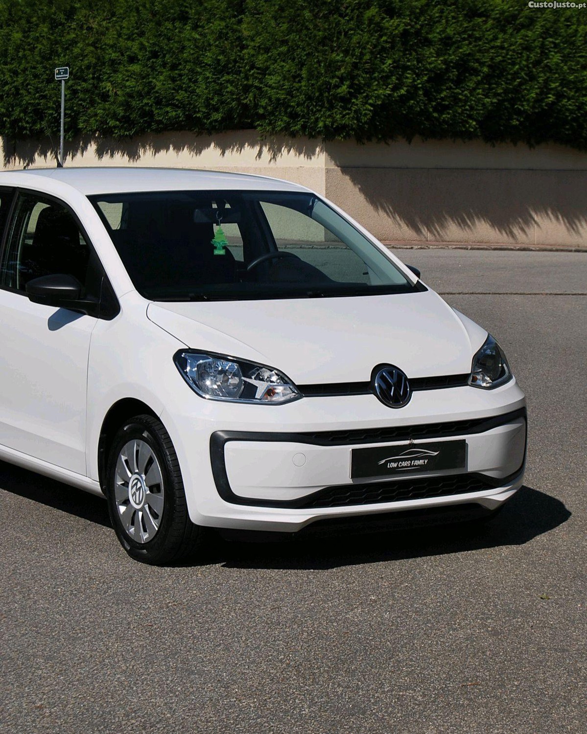 VW Up! 1.0 MOVE - 18 foto 5
