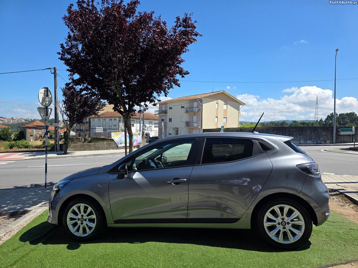 Renault Clio 1.0 TCe Evolution Bi-Fuel — fotografia 23