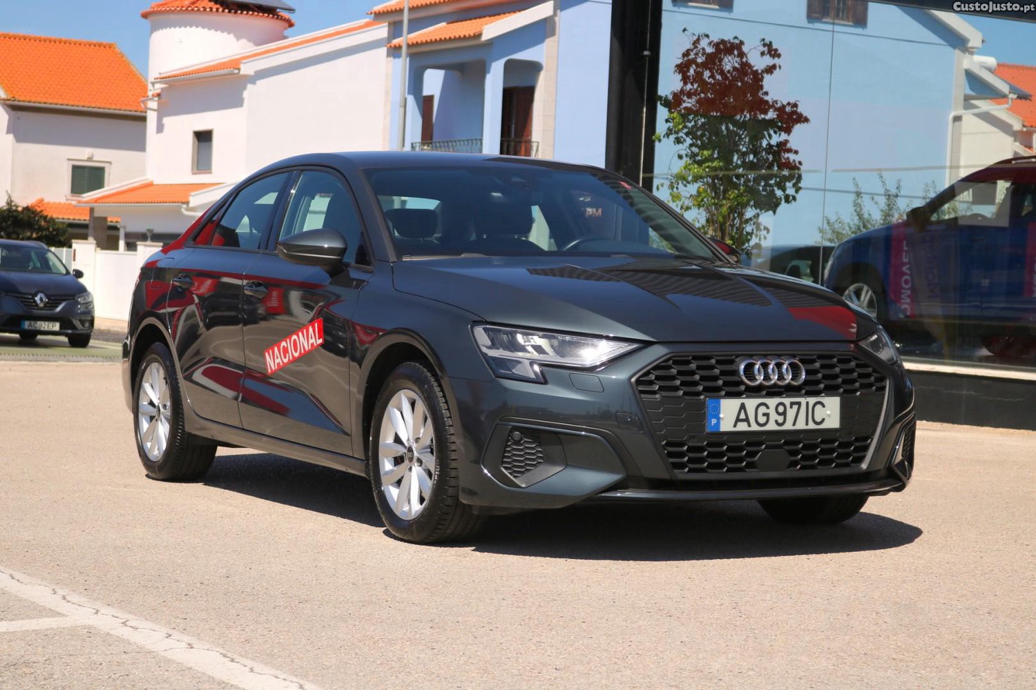 Audi A3 Limousine 30 TDI Advanced - 21 — photo 2