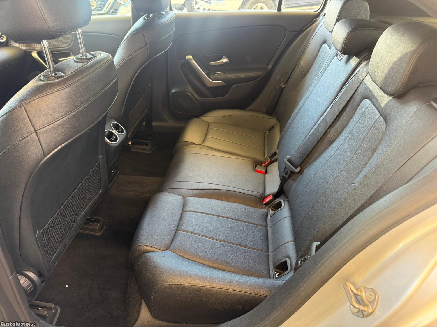 Mercedes-Benz A 180 d 7G-DCT Progressive — fotografia 3