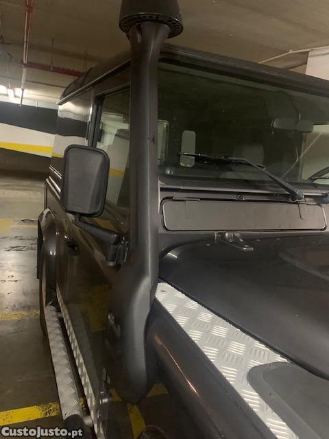 Land Rover Defender TD 5 - 03 — photo 2