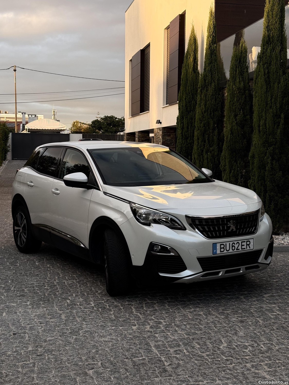 Peugeot 3008 PureTech 130 Stop & Start GPF Allure Pack — fotografia 5