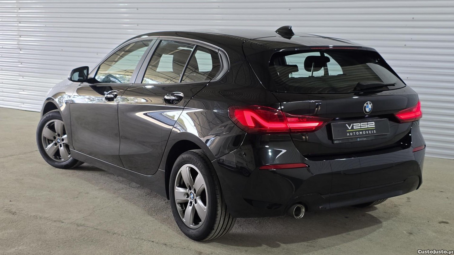 BMW 116 d Auto — fotografia 17