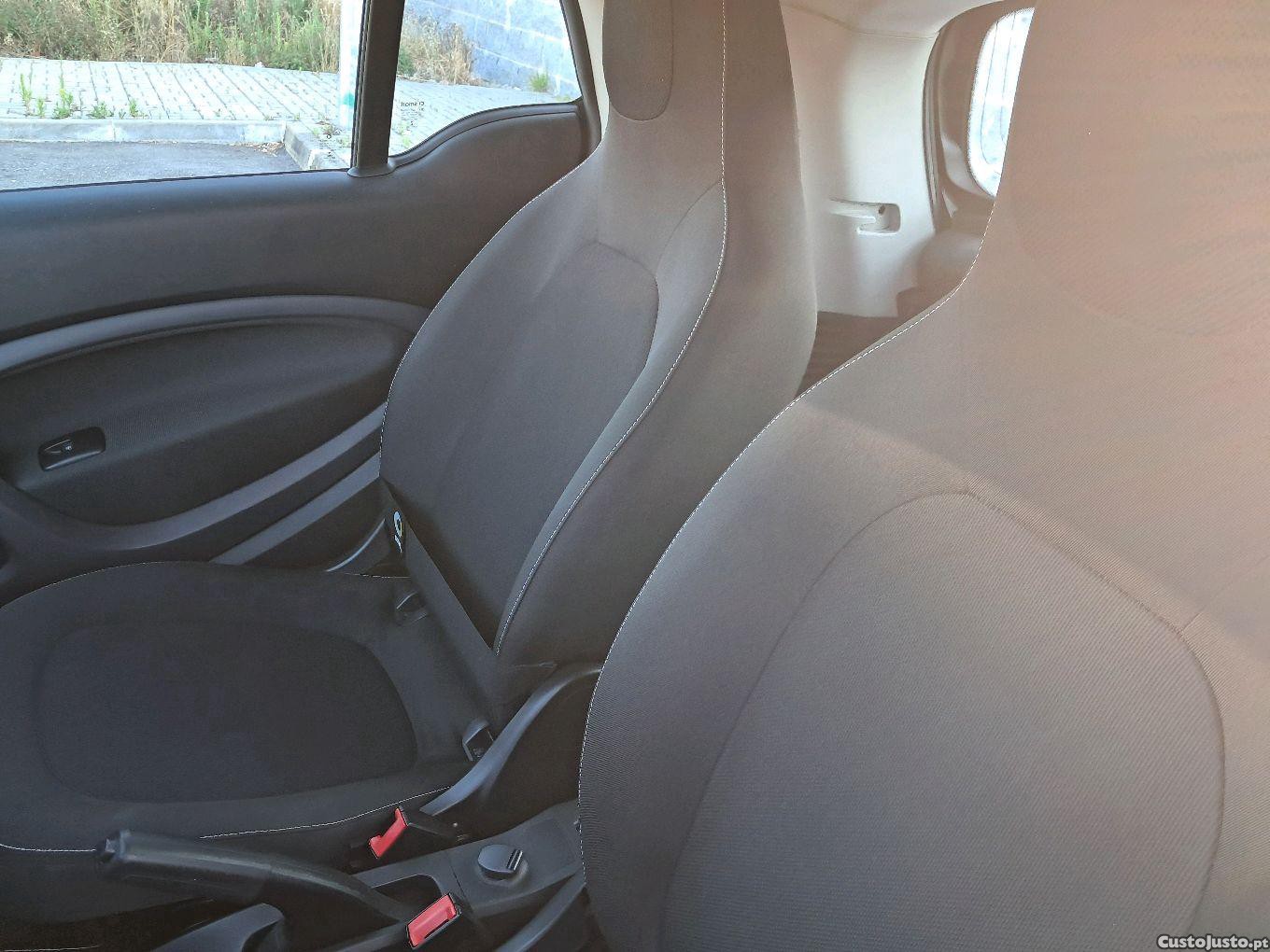 Smart Fortwo Coupé Automático — fotografia 6