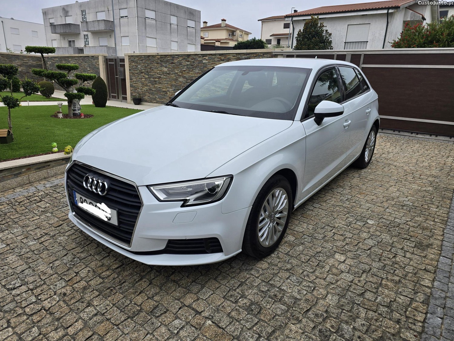 Audi A3 sportback 1.6 TDI SPORT NACIONAL — photo 2