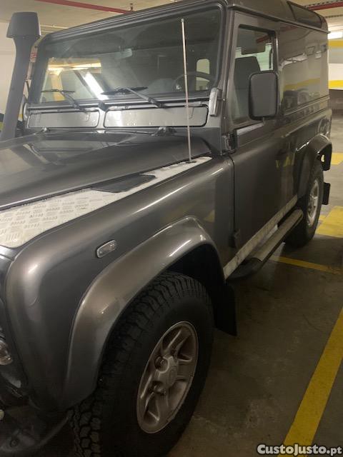 Land Rover Defender TD 5 - 03 — photo 5