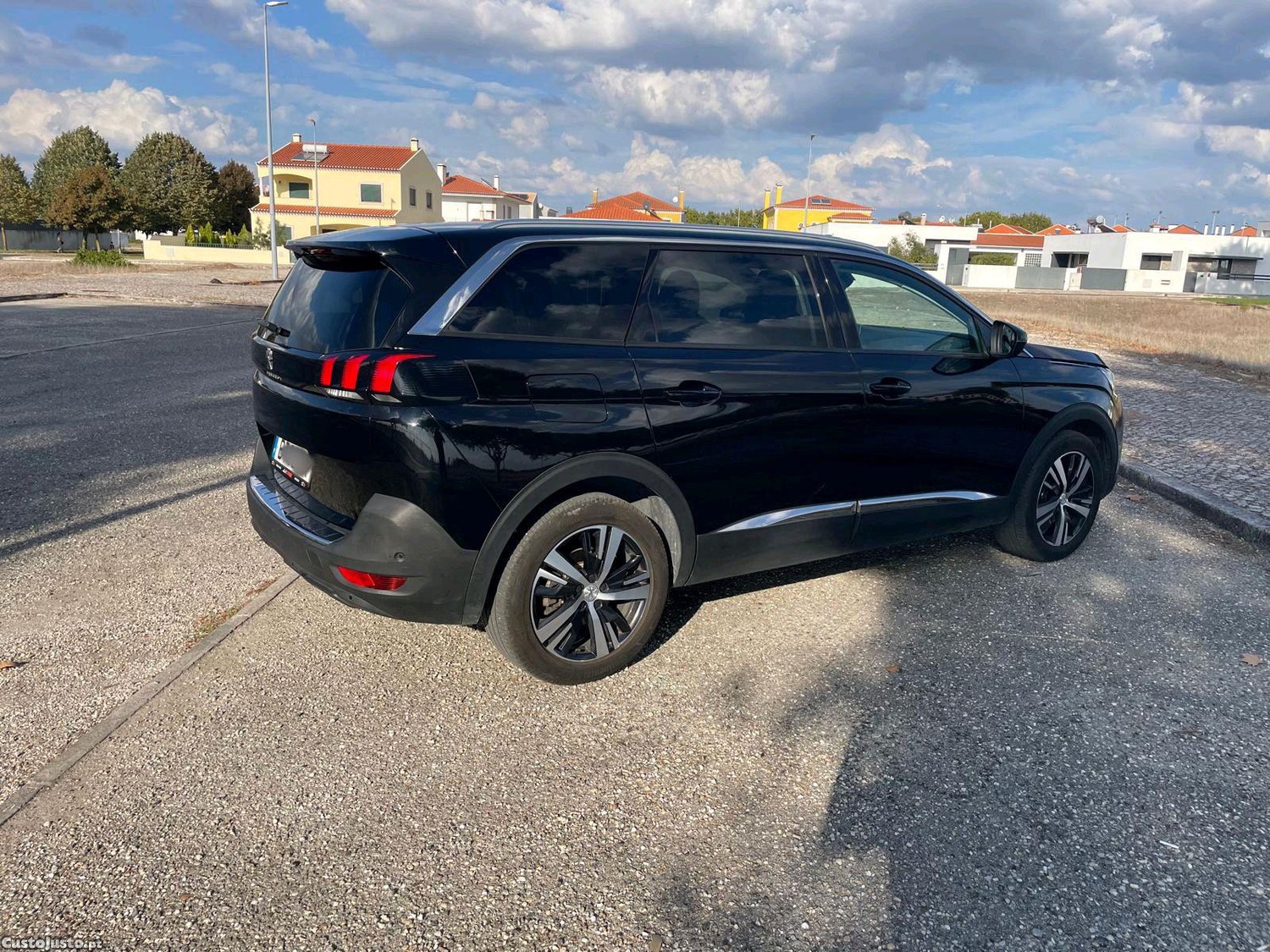 Peugeot 5008 1.2 Puretech Allure EAT 8 - 20 — photo 3