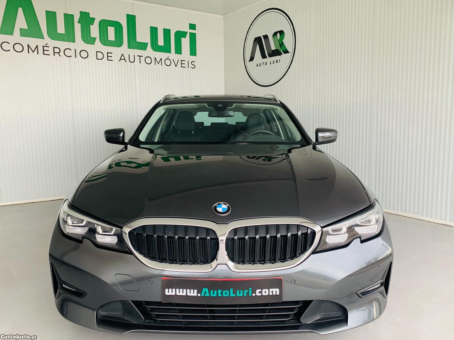 BMW 318 d Touring Auto — fotografia 11