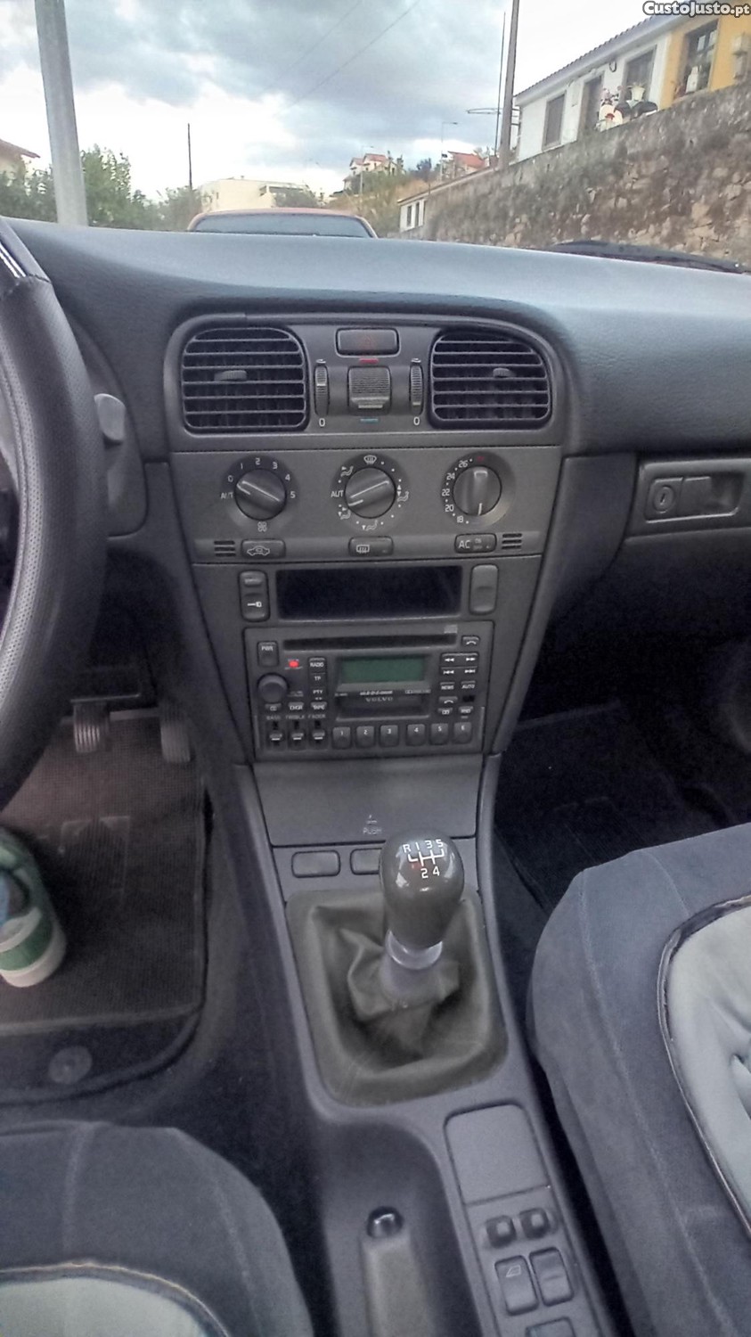 Volvo PV S40 — photo 3